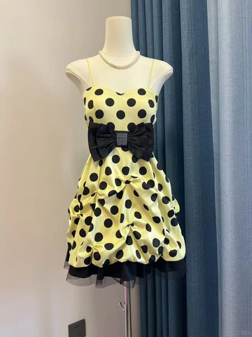 Cute A Line Spaghetti Strap Polka Dot Yellow Satin Short Homecoming Dress Cocktail Dress HZ1023